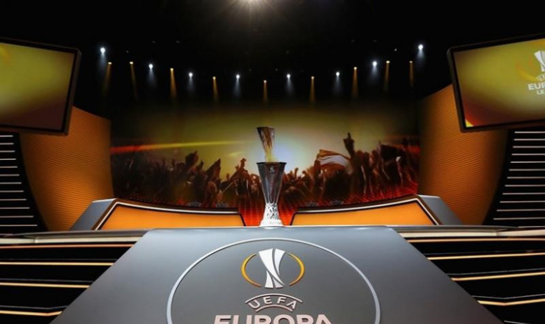 УЕФА Еуропа лигасының плей-офф кезеңінің ресми добын таныстырды