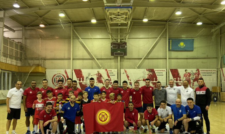 Команда из Бишкека посетила  тренировочную базу  АФК «Кайрат»