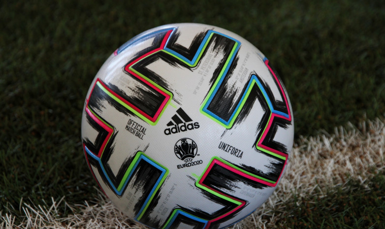 ПФЛК представила новый мяч соревнований сезона - 2020