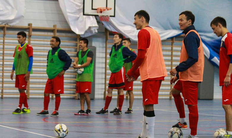 Сборная Кыргызстана начала подготовку к отбору на чемпионат Азии