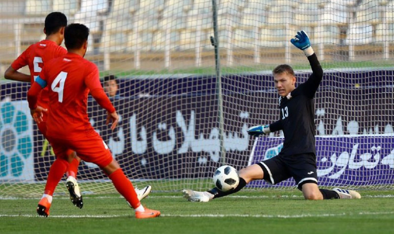 Вратарь сборной Кыргызстана отбил два пенальти в матче с ОАЭ