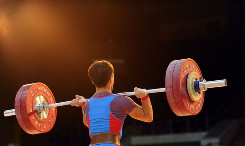 Результаты первого дня чемпионата Кыргызстана по тяжелой атлетике