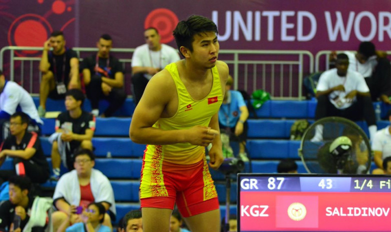 Молодежный чемпионат Азии: Азат Салидинов проиграл в схватке за 3 место, ведя в счете 6:0
