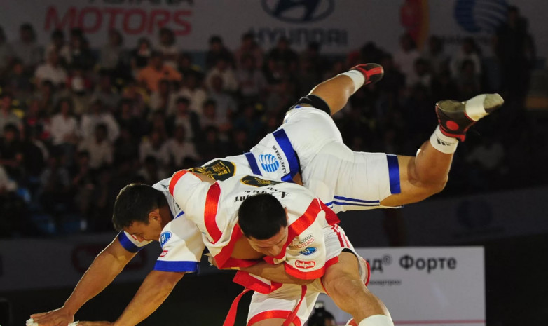Чемпионат Азии по казах куреси: Эрмек Сариев будет бороться за бронзу