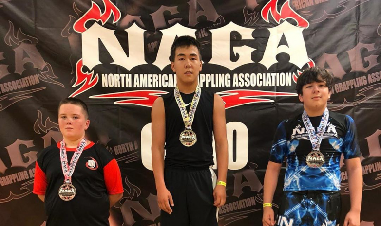 13-летний борец из Кыргызстана выиграл два золота на турнире в США