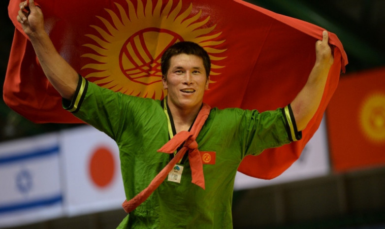 Нурбек Кожобеков вышел в финал чемпионата Азии по кыргыз курошу