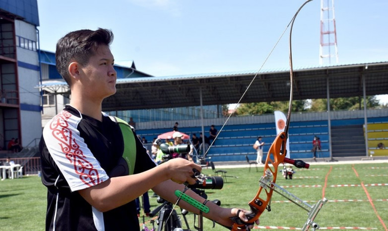 В Бишкеке стартовал международный турнир по стрельбе из лука
