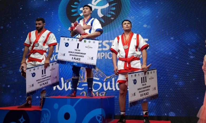 Чемпионат мира по борьбе на поясах: Нурислам Идрисов стал бронзовым призером по казах куреси