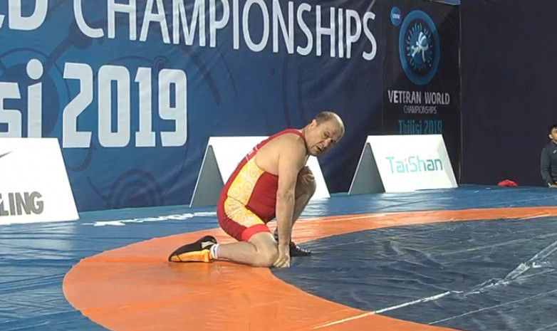 Чемпионат мира среди ветеранов: Мелис Турганбаев вышел в полуфинал