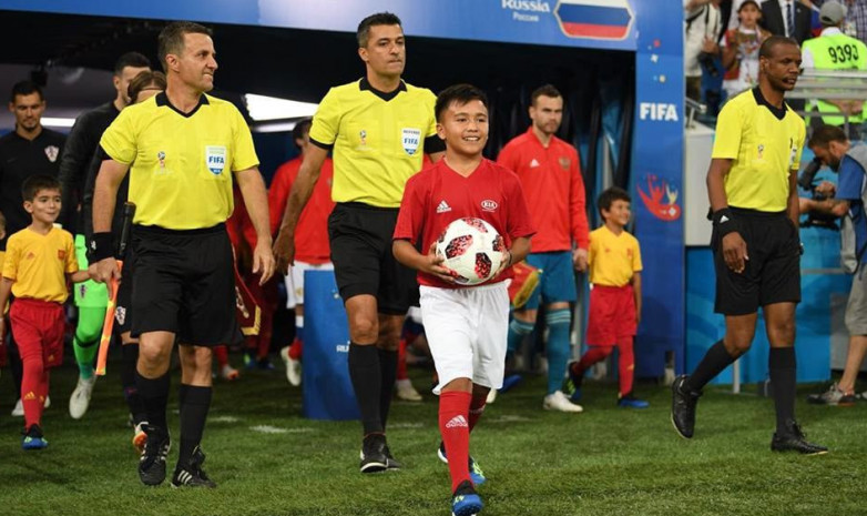 Кыргызстанец прошел в академию футбола в Англии
