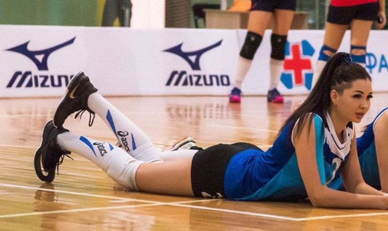 Казахстанская волейболистка сняла видео в откровенном наряде
