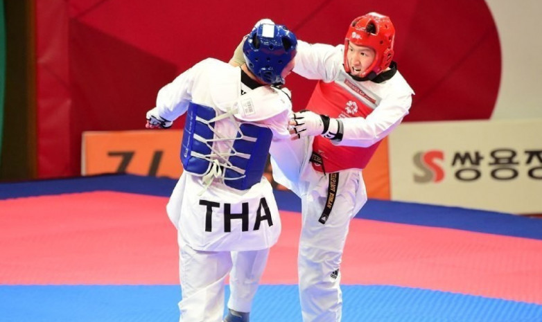 Еще 2 медали завоевали казахстанские таэквондисты на турнире в Москве