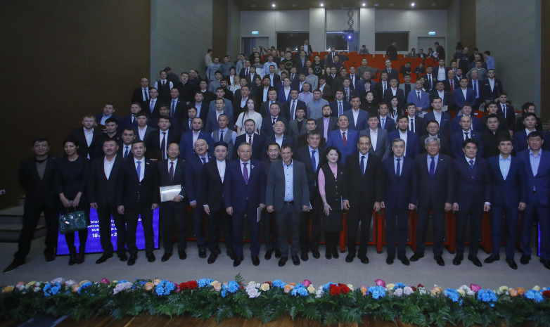 Конгресс Ассоциации боевых искусств Казахстана наградил лучших спортсменов 2019 года