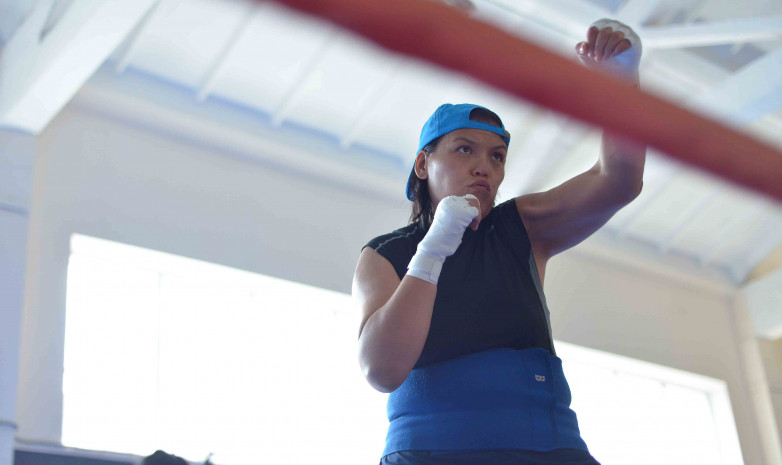 Видео с тренировок женской сборной Казахстана по боксу в Нидерландах