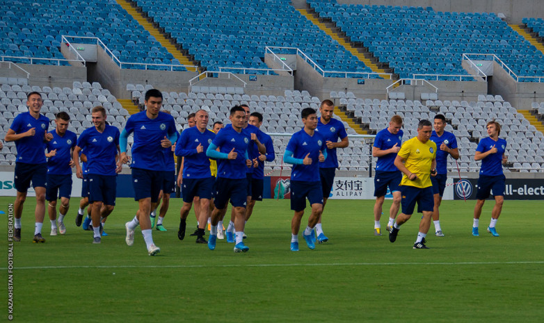 ВИДЕО. Тренировка сборной Казахстана перед игрой с Кипром в отборе на ЕВРО-2020