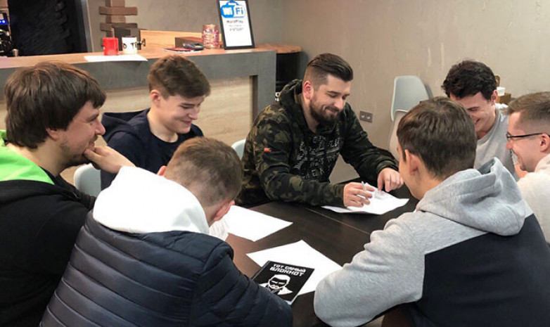 Бывшие игроки состава «DreamEaters» подписали контракт с Алексеем «HardPlay» Барановым