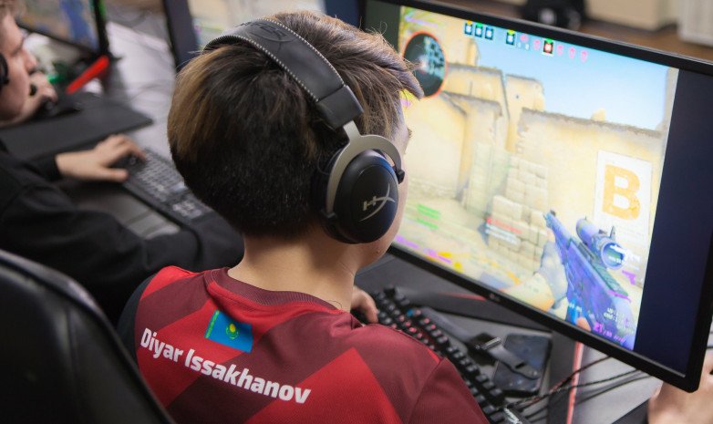 Казахстанский киберспортсмен в шаге от закрытых отборочных к турниру с призовым фондом $500 тыс.