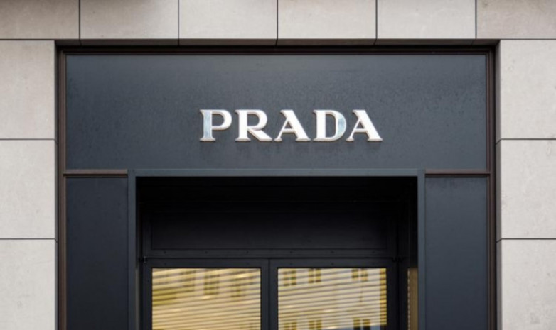 Prada поддержал борьбу с коронавирусом: бренд подарил медоборудование итальянским больницам