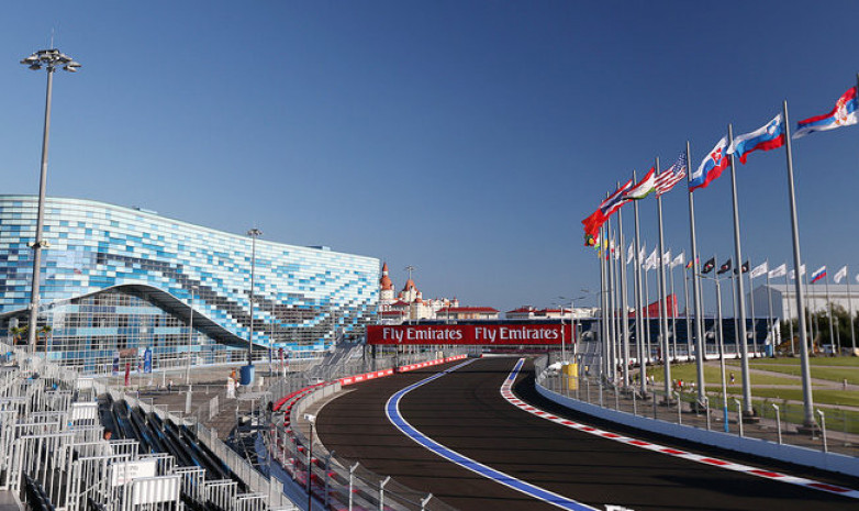 В Сочи продолжают подготовку к Гран-при России в чемпионате мира Формулы-1