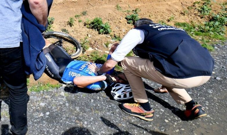 Бельгийский гонщик скончался в больнице после падения на «Париж – Рубэ»