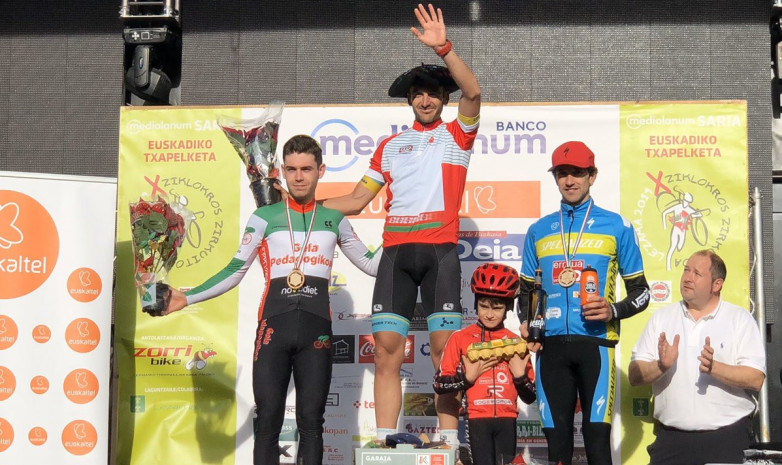 Гонщик «Астаны» выиграл чемпионат Страны Басков по циклокроссу
