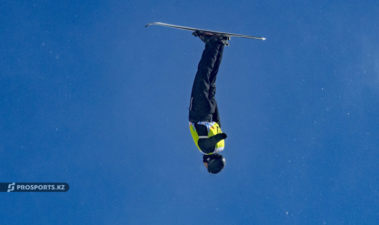 Бадрутдинов вышел в финал этапа КМ по лыжной акробатике в Алматы