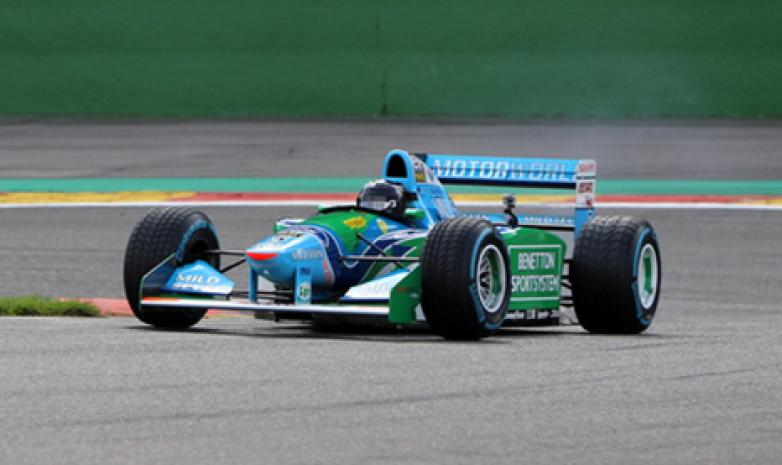 За рулем отцовской машины Benetton-Ford B194 