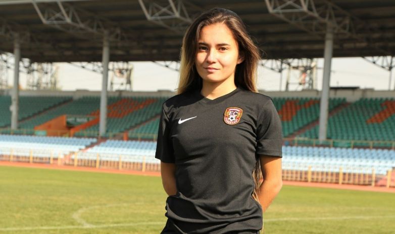 18 жасар қазақстандық футболшы қыз Түркия клубына ауысты