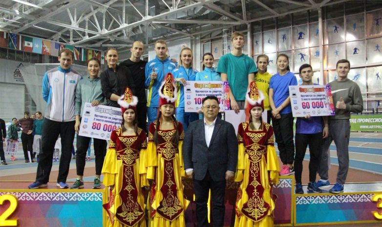 Казахстанский прыгун Антон Боднар стал лучшим на турнире в Бишкеке
