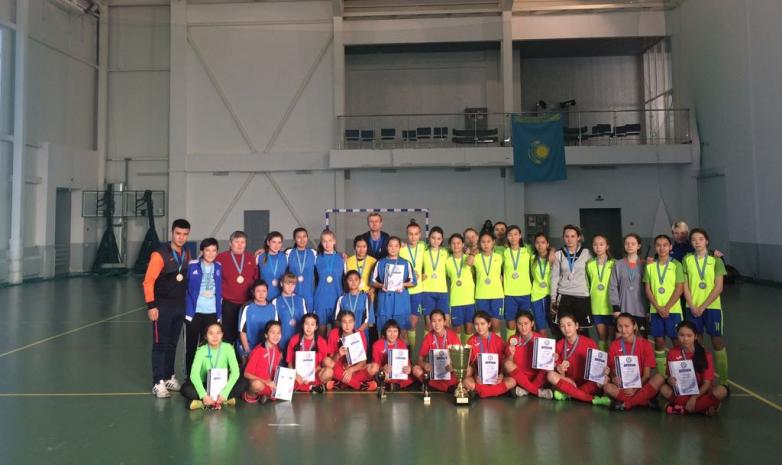 В г.Астане прошел Чемпионат РК по футзалу среди женских команд возрастной категории до 17лет.
