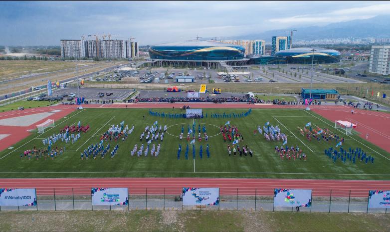 В Алматы открылся новый легкоатлетический стадион