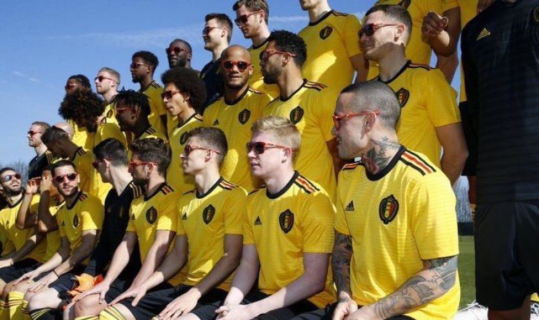 Новая кислотная фотосессия сборной Бельгии по футболу