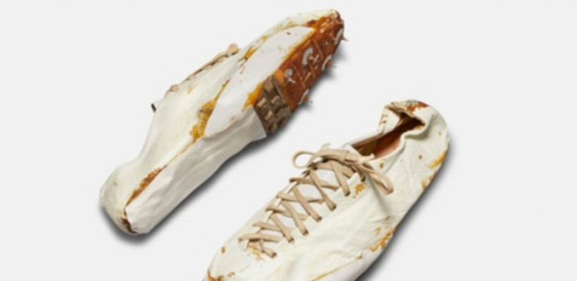 Кроссовки основателя Nike продадут на аукционе