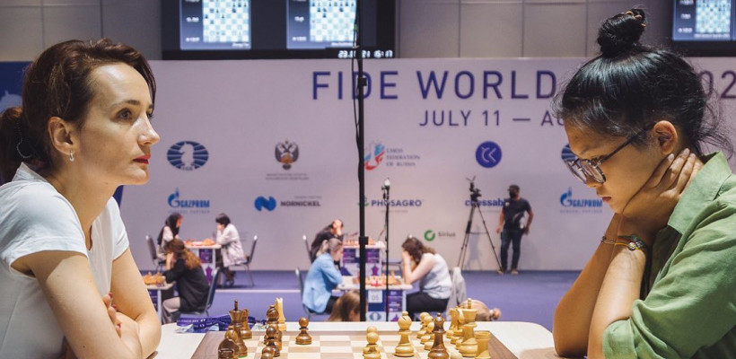 Ринат Джумабаев завершил выступления на Кубке мира по шахматам, Садуакасовой и Асаубаевой предстоит тай-брейк