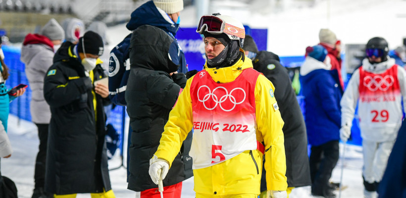 «Надеялся на удачу». Могулист Павел Колмаков объяснил причины отсутствия в финале на Олимпиаде в Пекине