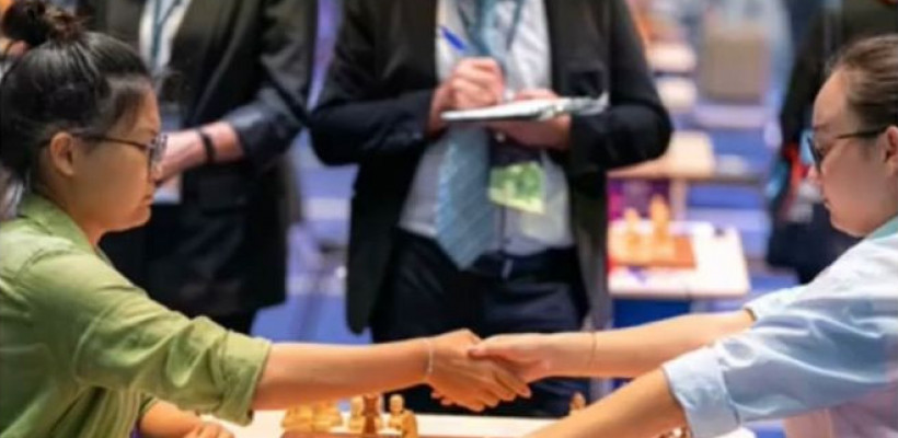 "Выйди замуж и готовь борщи!" Этап Гран-при по шахматам обернулся скандалом с участием Абдумалик и Асаубаевой