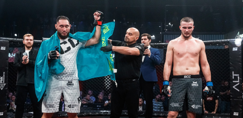 Казахстанский боец прокомментировал свою мощную победу в главном бою на турнире RCC Intro 28 в Екатеринбурге