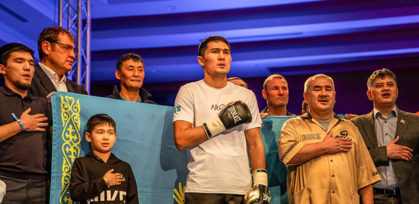 «Боксер года» из Казахстана получил соперника с 32 нокаутами