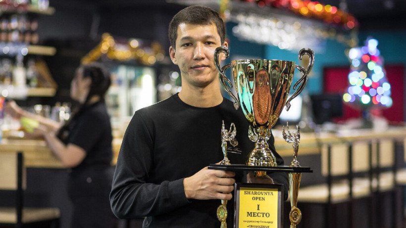 Дастан Лепшаков завоевал бронзу чемпионата мира по бильярду в Бишкеке