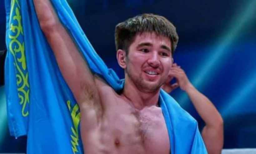 Известный казахстанский файтер проиграл дебютный бой в топовой японской лиге