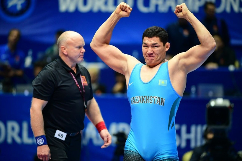 Казахстан завоевал вторую лицензию на ОИ-2024 по вольной борьбе