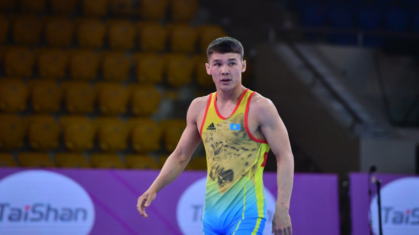 Казахстан с разгромом упустил шанс на олимпийскую лицензию