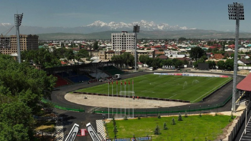 Как выглядит стадион «Курманбек» в Жалал-Абаде после реконструкции. ФОТО