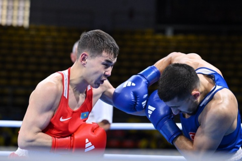 Казахстанский боксер устроил кровавую рубку в отборе на Олимпиаду-2024