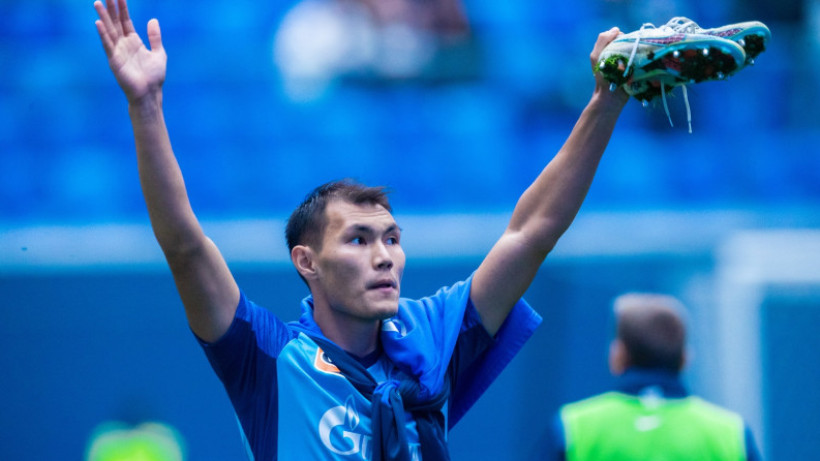 «Придает мощь». Найдено объяснение метаниям с амплуа защитника сборной Казахстана в «Зените»