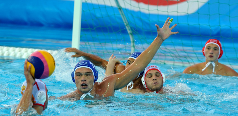 Команда Казахстана уступила во втором матче суперфинала мировой лиги по водному поло