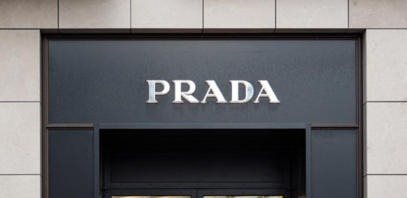 Prada поддержал борьбу с коронавирусом: бренд подарил медоборудование итальянским больницам