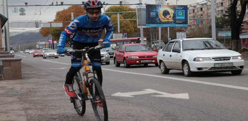 Велосипед – самый быстрый вид транспорта в Алматы
