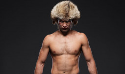 Жеңіліп көрмеген қазақстандық файтер UFC рейтингінде көтерілді