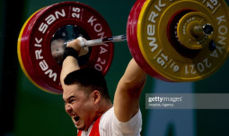 Тяжелоатлеты из Кыргызстана выступят на чемпионате мира в Саудовской Аравии